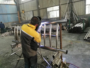 ���Pˮ���P䓏ͺϹܷ�ײ�o��